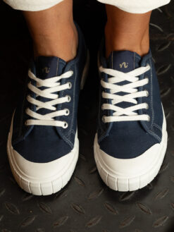 noodles doobiecat ii navy