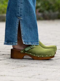 roberto rosso clogs suede leather green