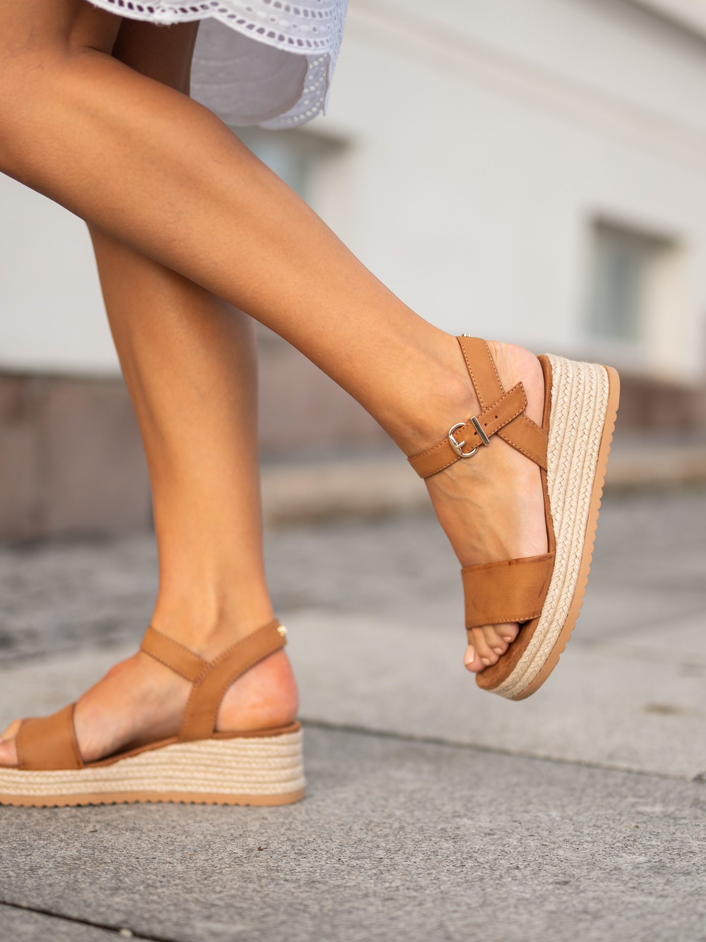 roberto rosso lili wedge cognac