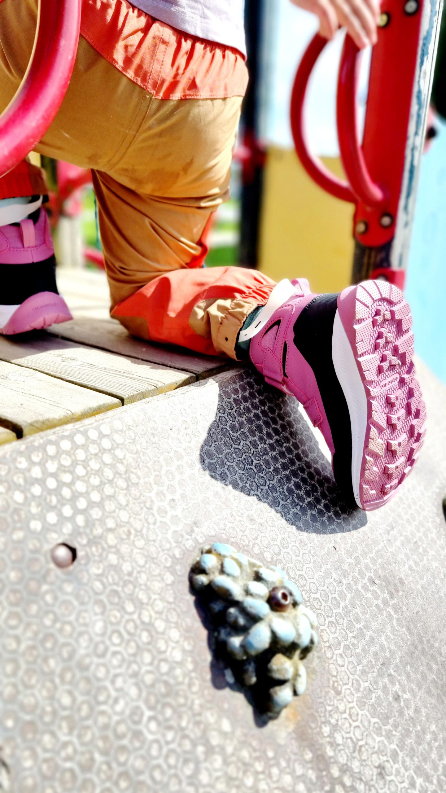 ergobio tuehopper waterproof pink