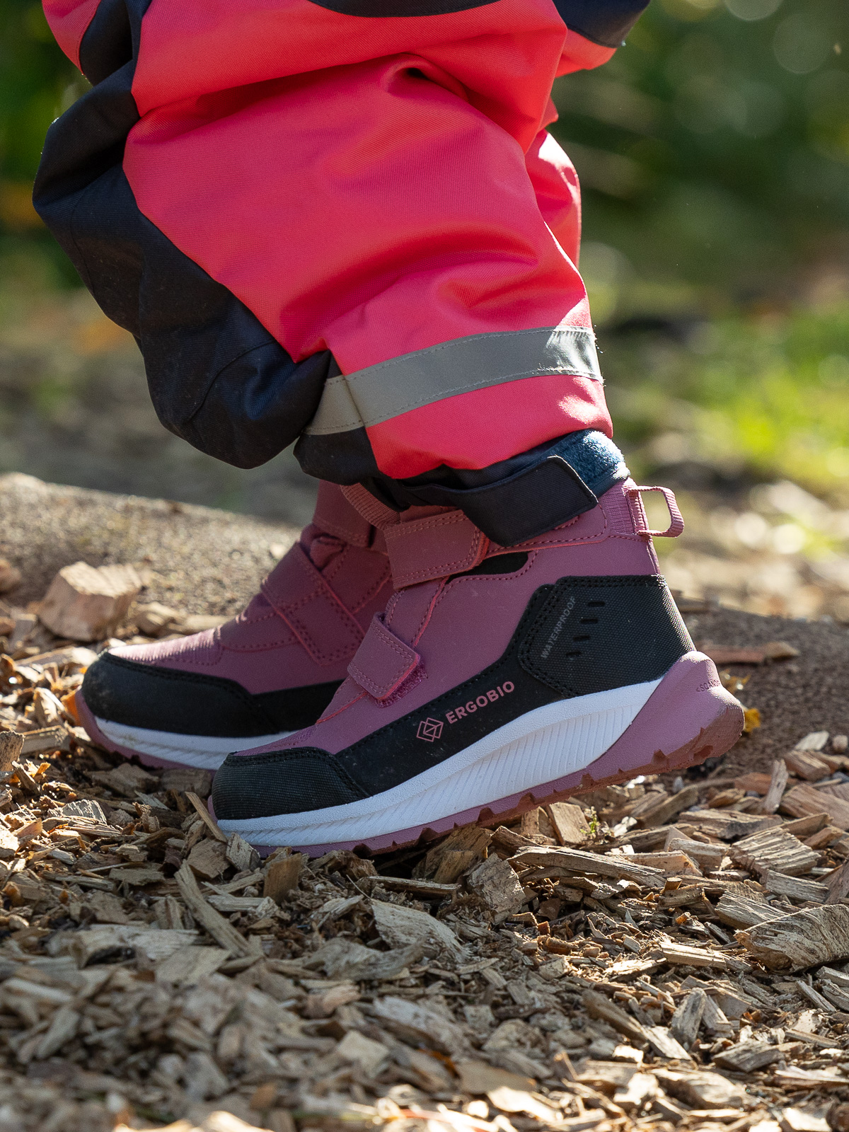 ergobio tuehopper waterproof pink