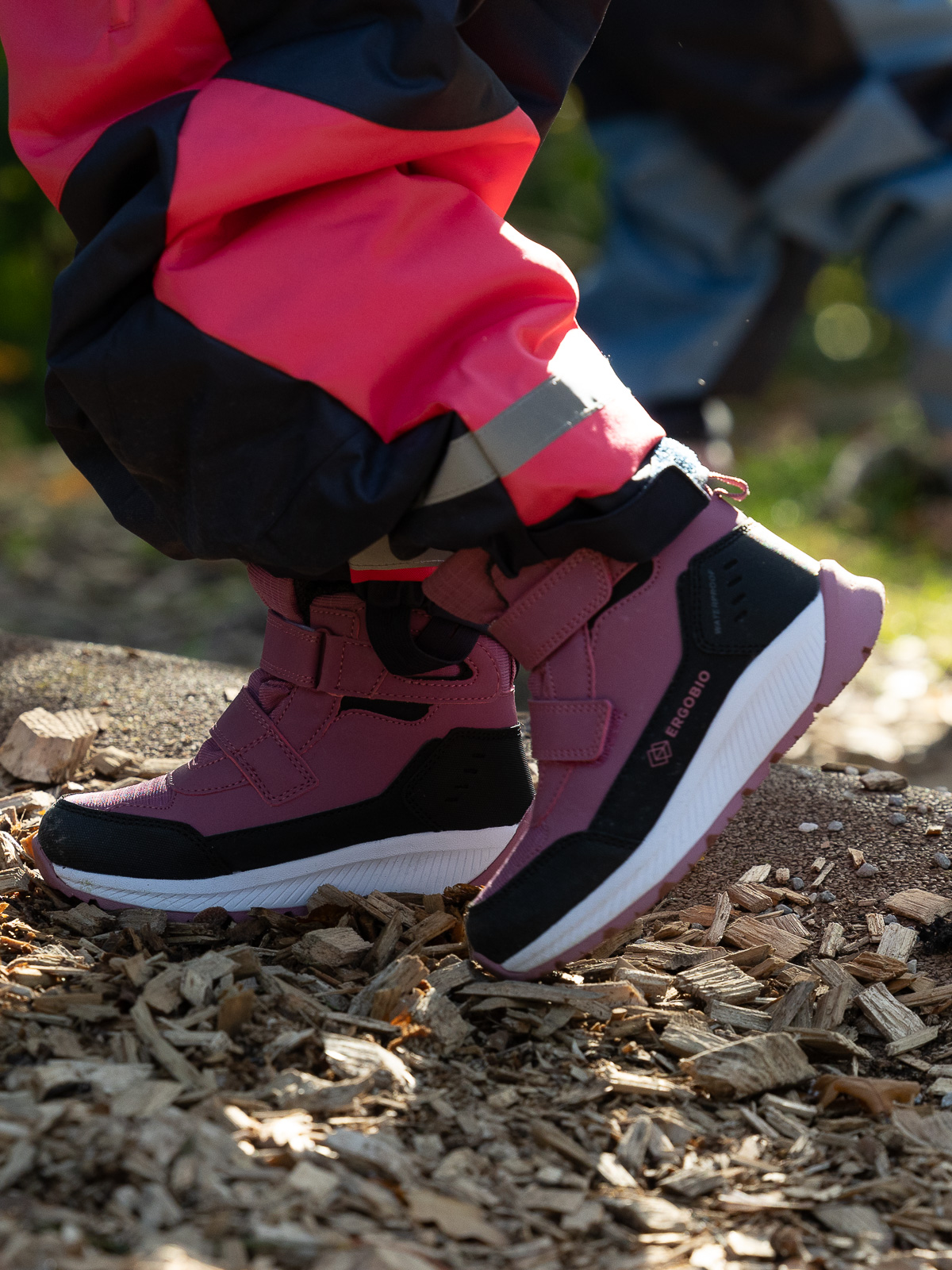 ergobio tuehopper waterproof pink