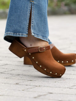 roberto rosso clogs suede brown
