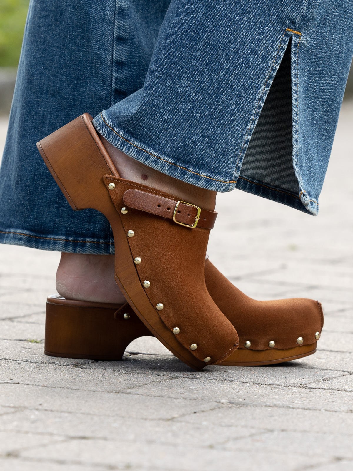 roberto rosso clogs suede leather brown