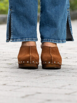 roberto rosso clogs suede leather brown