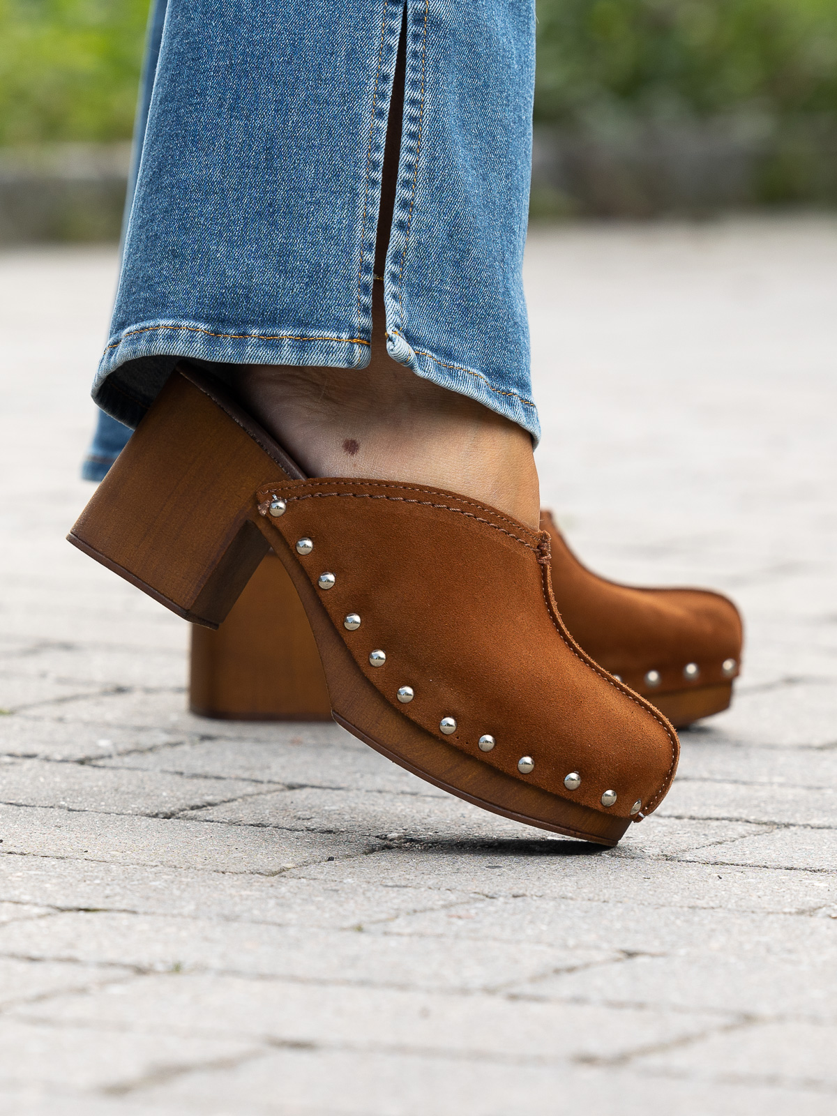 roberto rosso clogs suede leather brown